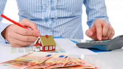 Как правильно передать деньги при покупке квартиры: варианты и риски